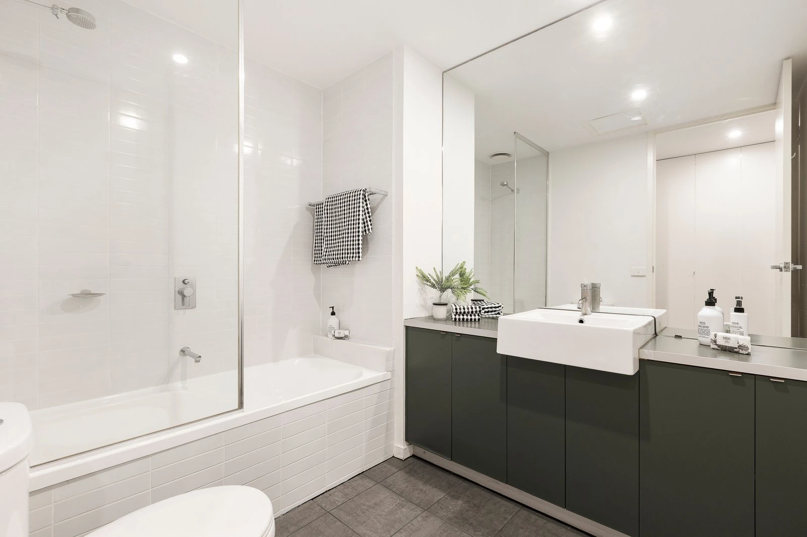 9/151 Burwood Road, Hawthorn, 3122