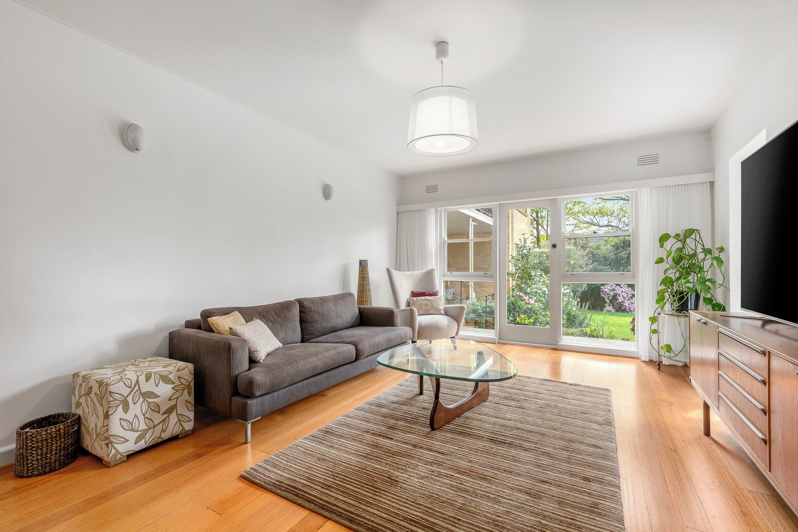 9/3 Boston Road, Balwyn, 3103