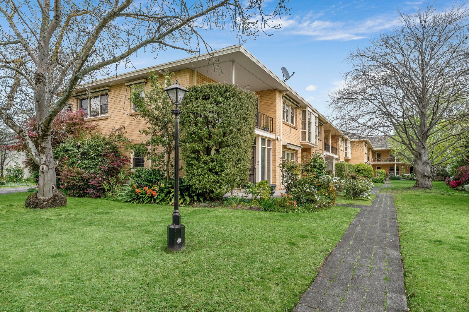 9/3 Boston Road, Balwyn, 3103