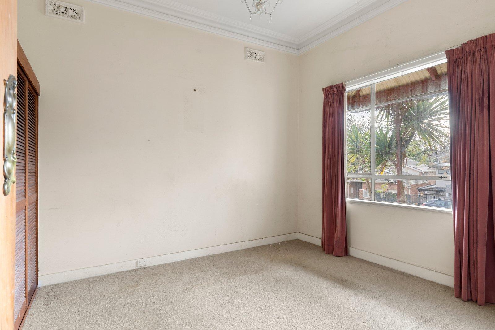 94 Disraeli Street, Kew, 3101