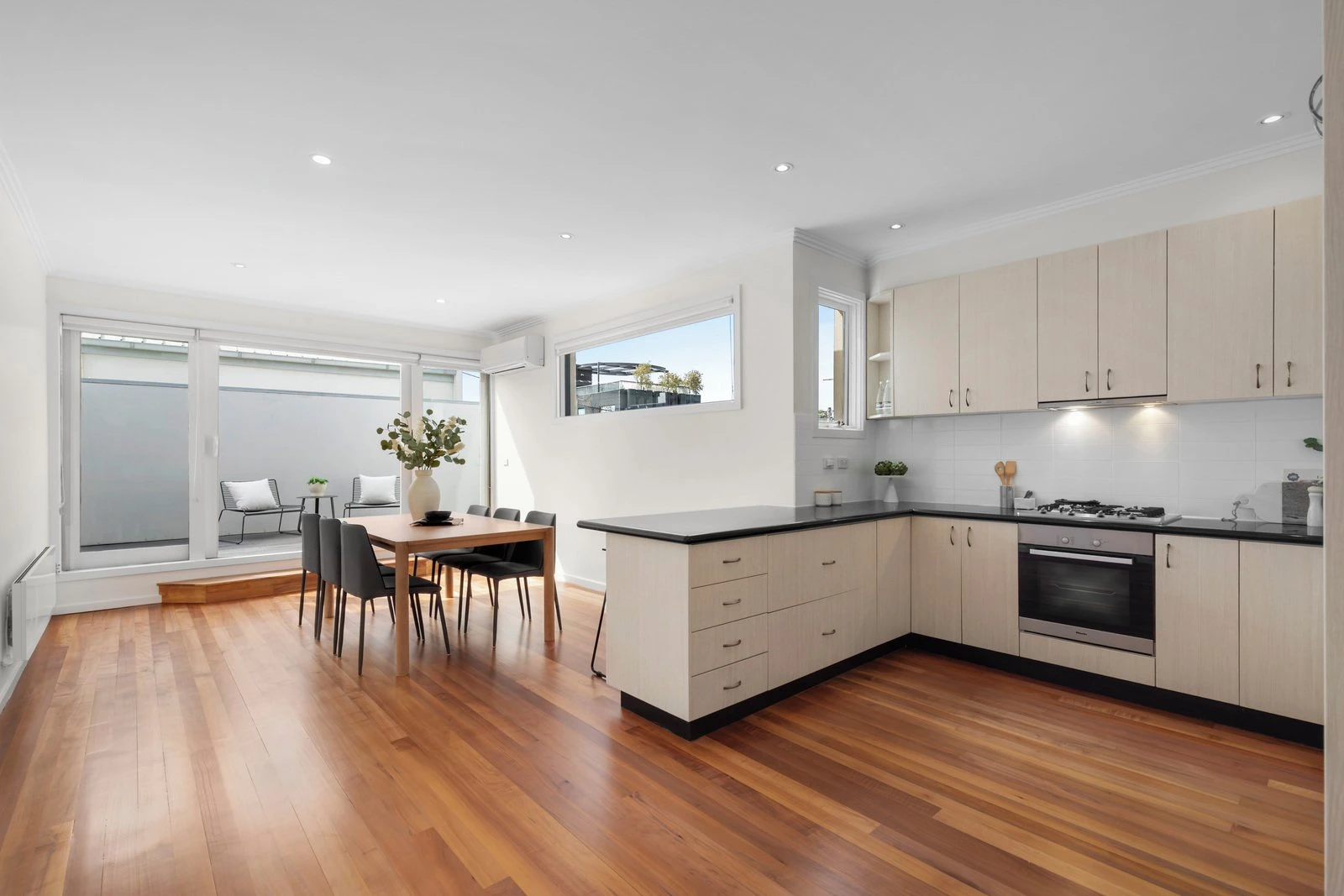 95 Ross Street, Port Melbourne, 3207