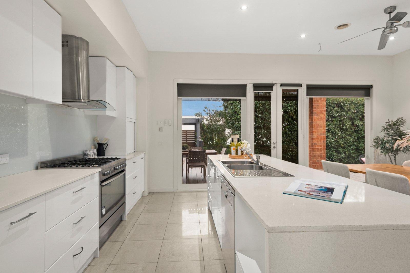 98 Cityview Road, Balwyn North, 3104