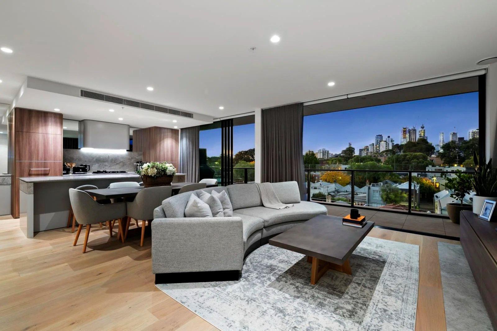 9/81 Palmerston Crescent, South Melbourne, 3205