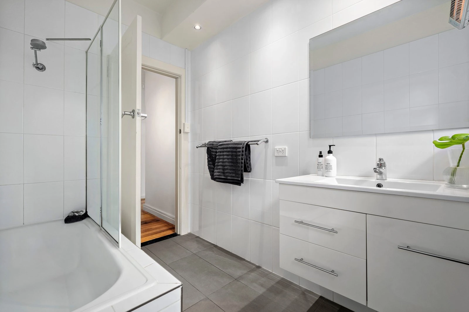 1-2/97 Charles Street, Prahran, 3181