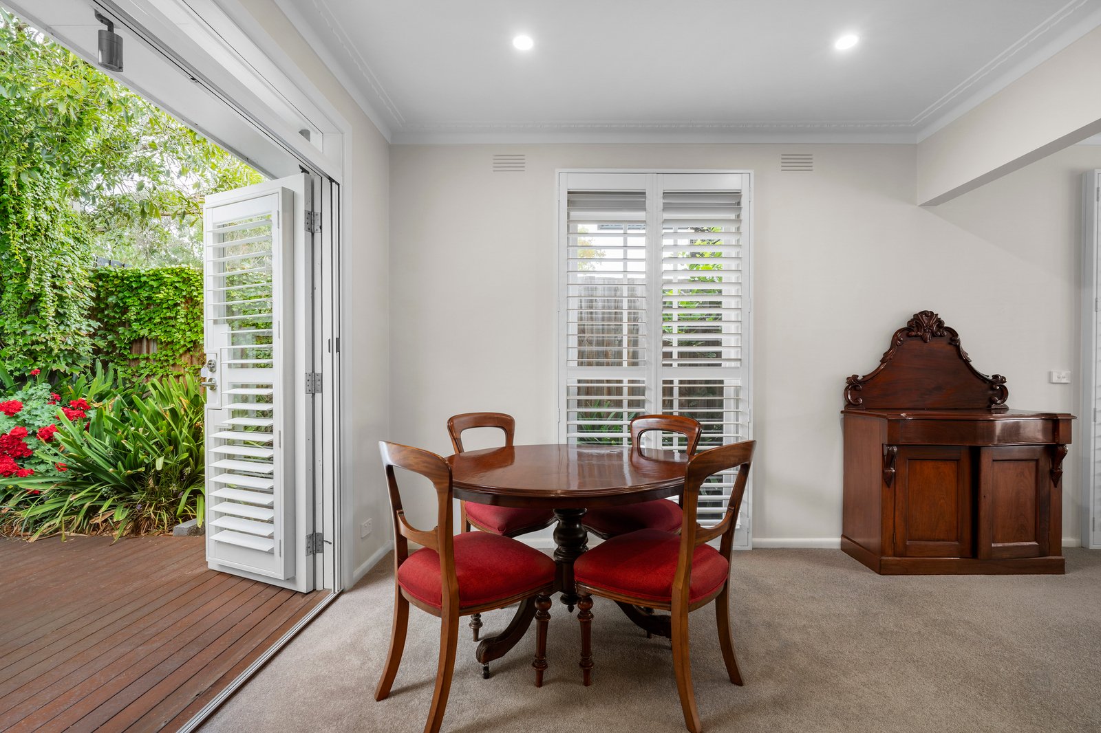 1-2/18 Pine Street, Brighton, 3186