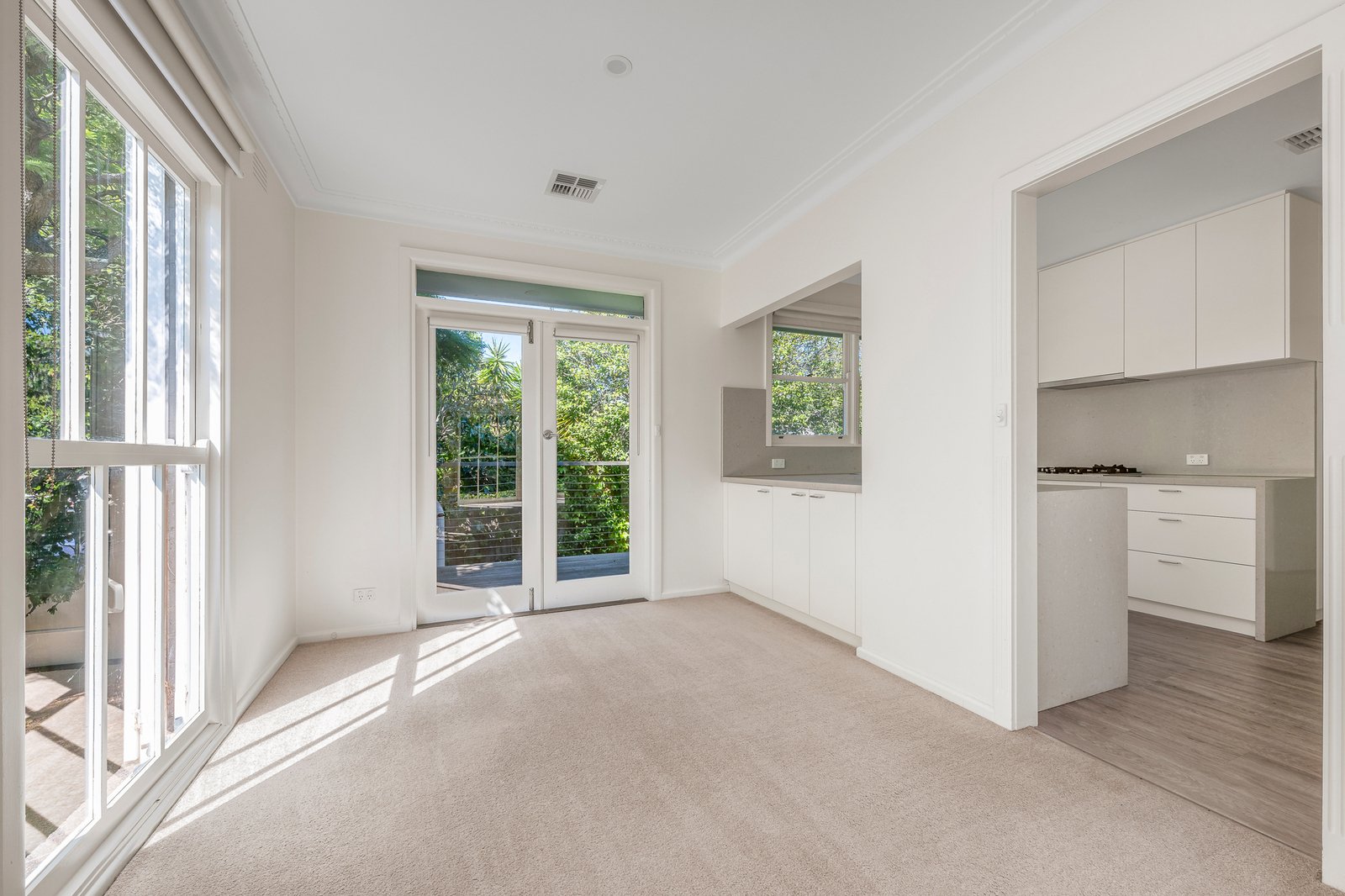 1-2/18 Pine Street, Brighton, 3186