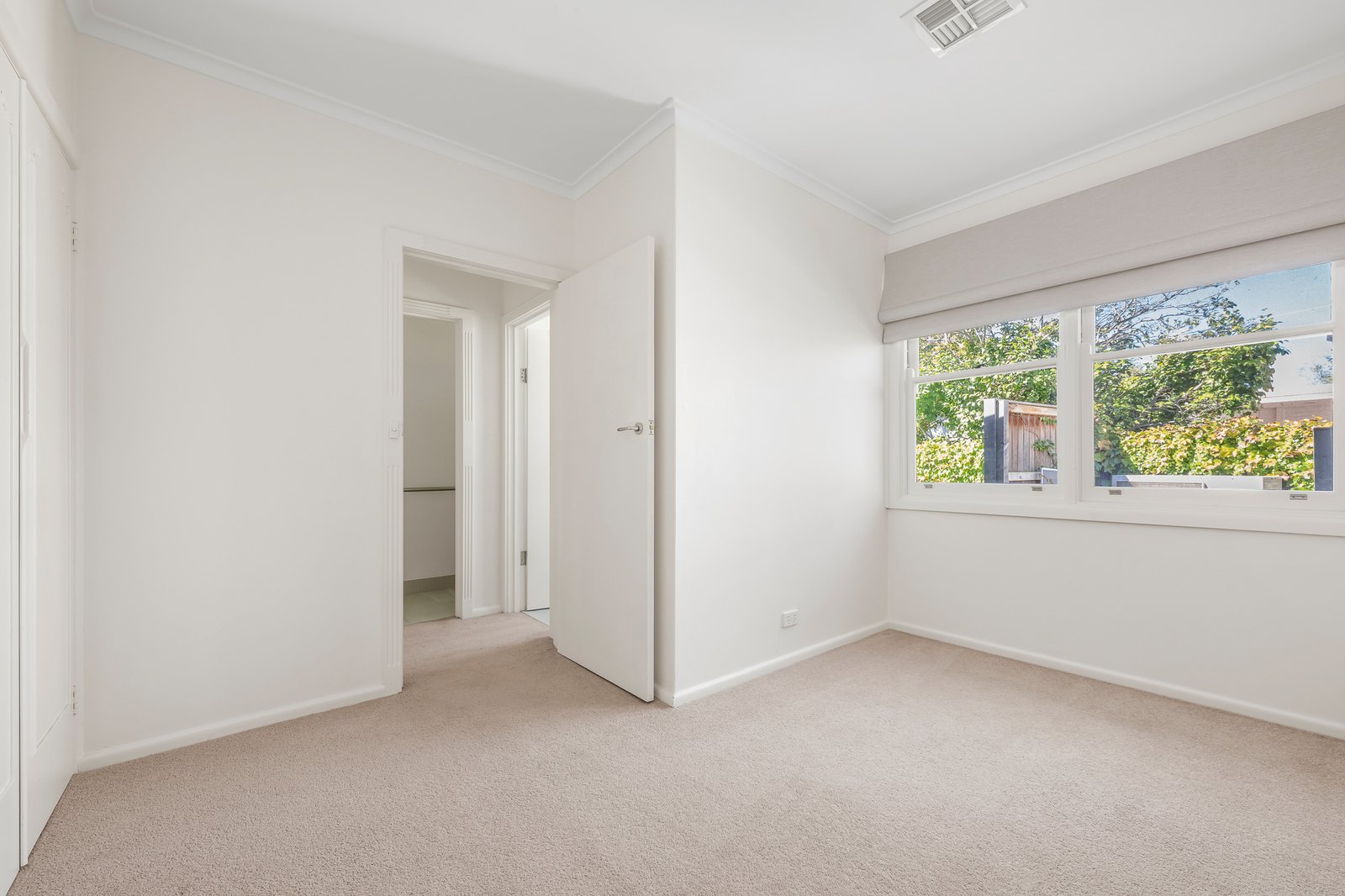 1-2/18 Pine Street, Brighton, 3186