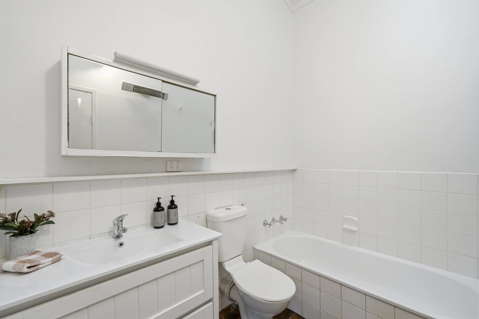 1-5/274 Barkers Road, Hawthorn, 3122