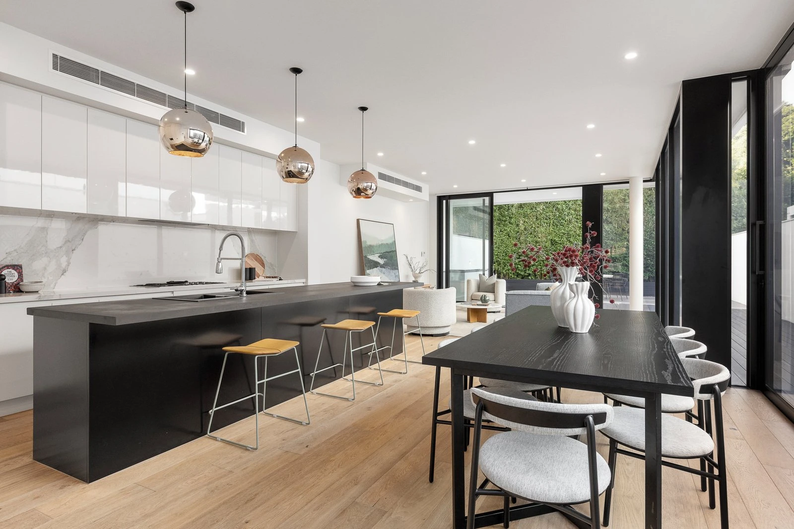 13B Vaucluse Street, Brighton, 3186