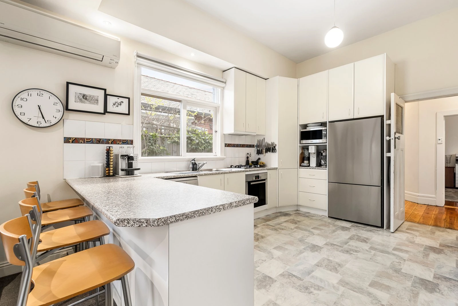 10 Deepdene Road, Deepdene, 3103
