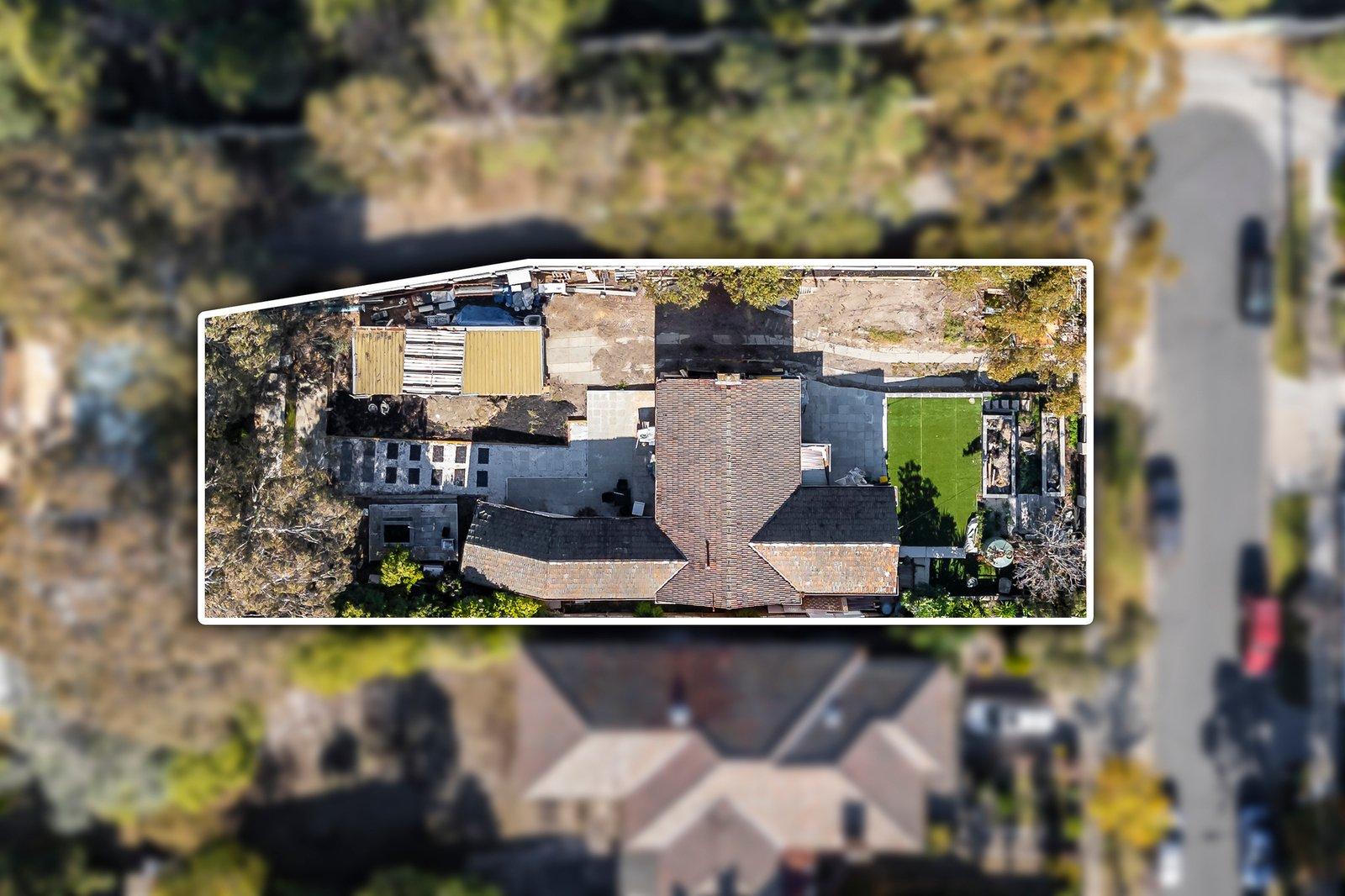 10 Elm Grove, Kew East, 3102