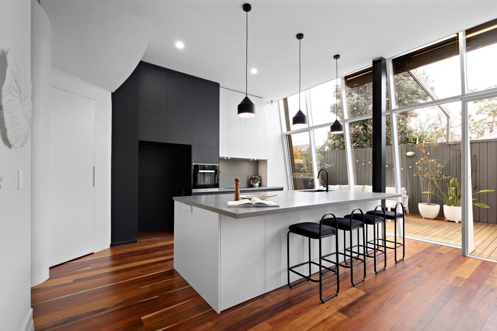 10 Lawson Street, Elwood, 3184