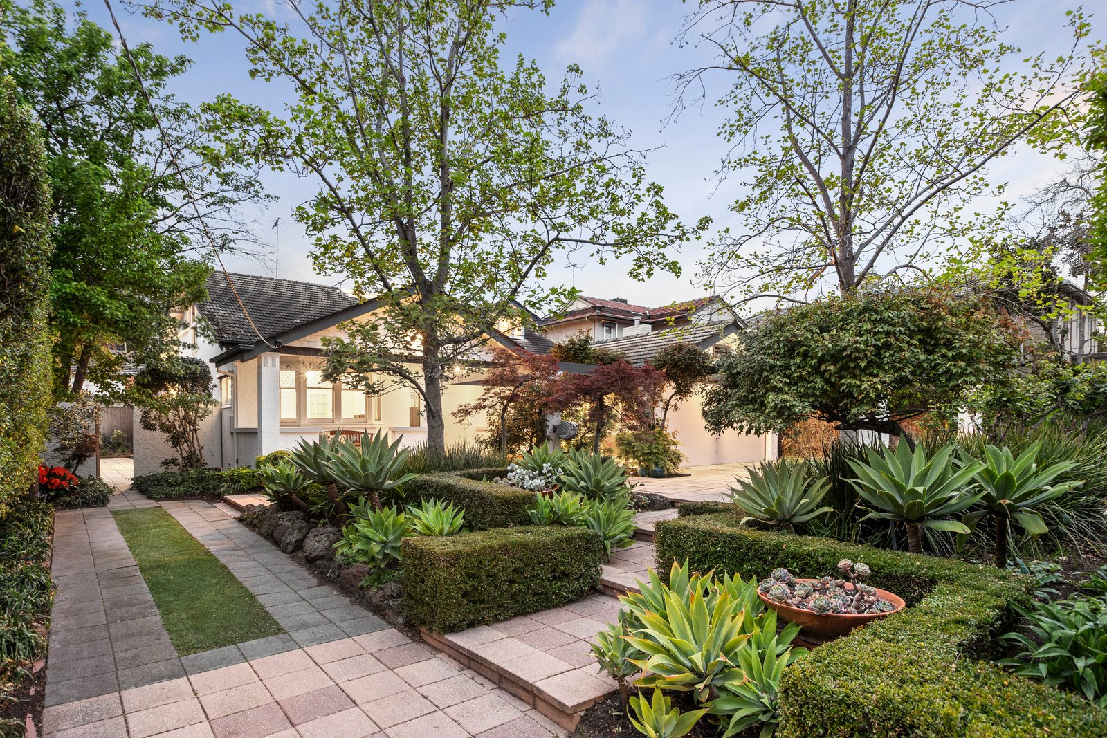 100 Normanby Road, Kew, 3101