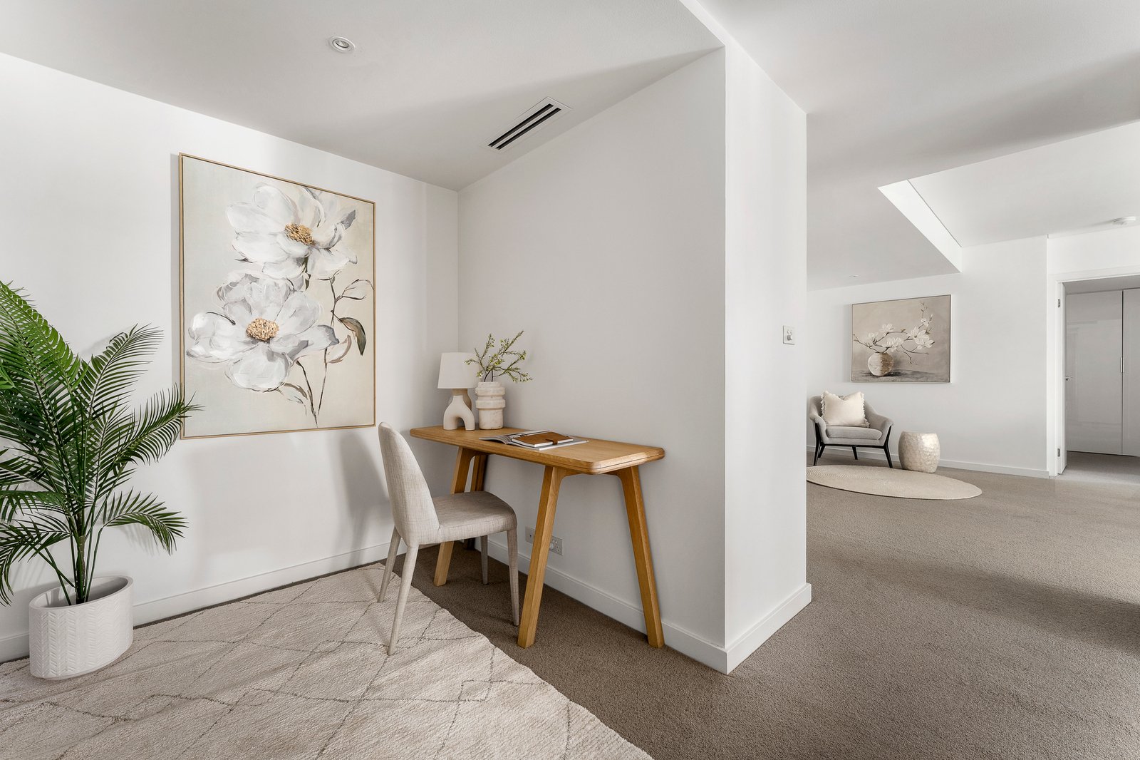 102/53 Chaucer Crescent, Canterbury, 3126