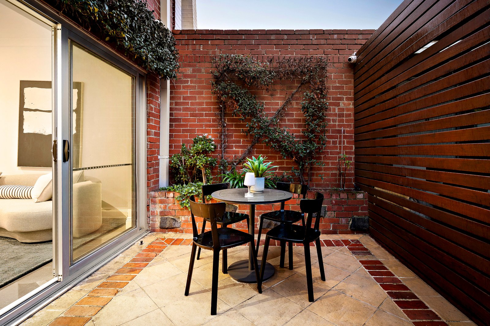 102 Beaconsfield Parade, Albert Park, 3206