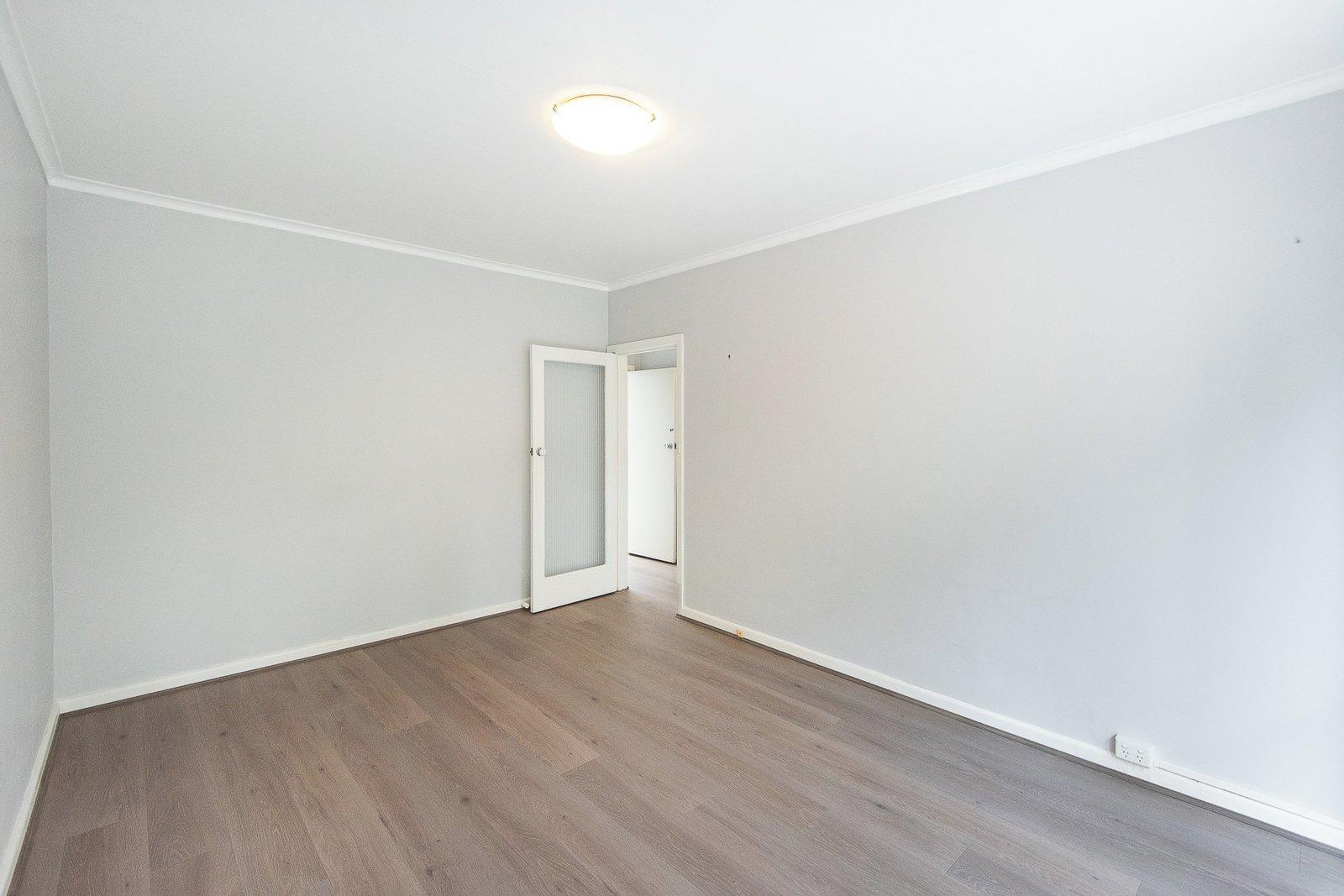 10/209 Dandenong Road, Windsor, 3181