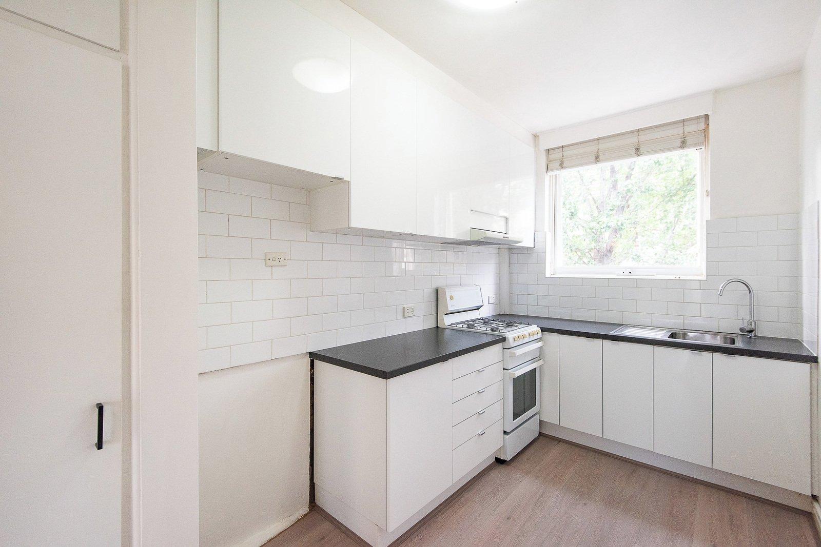 10/209 Dandenong Road, Windsor, 3181