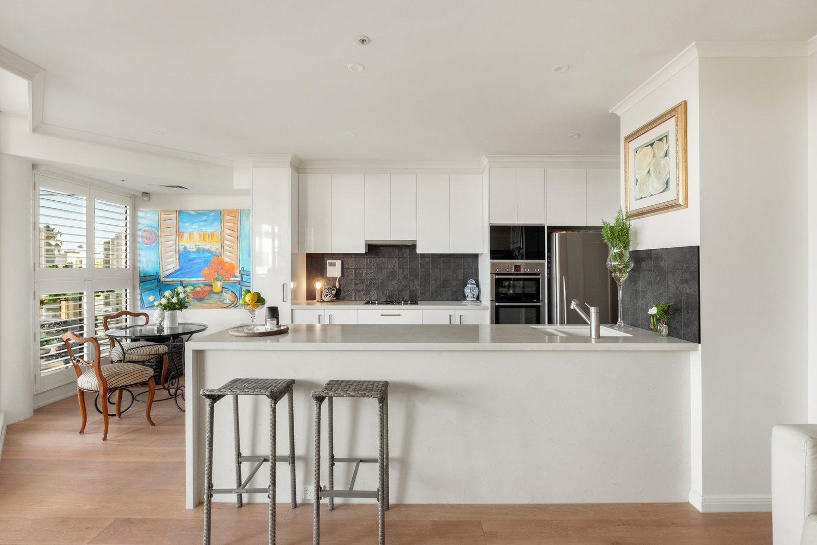 102/115 Beach Street, Port Melbourne, 3207