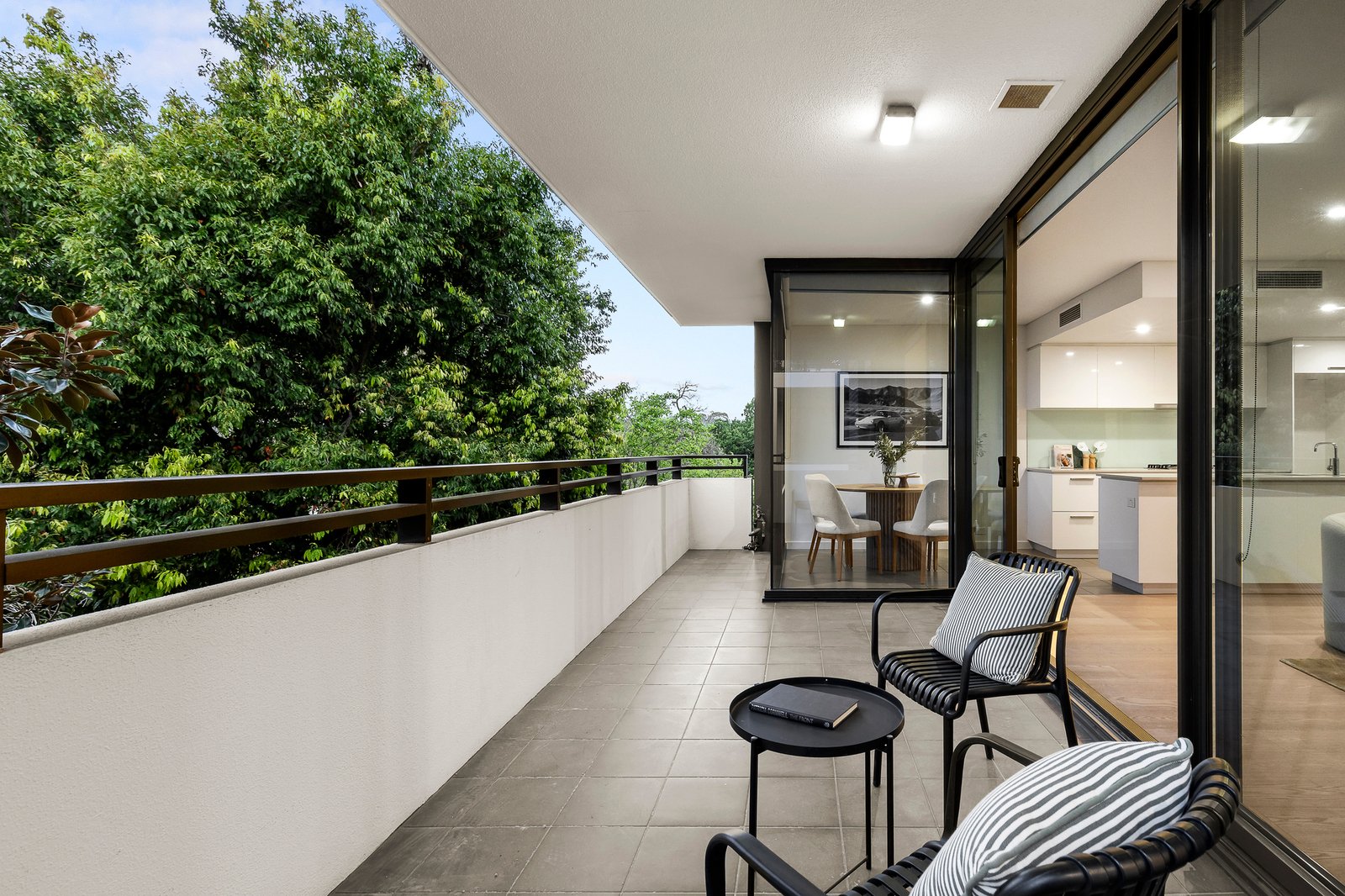 102/188 Canterbury Road, Canterbury, 3126