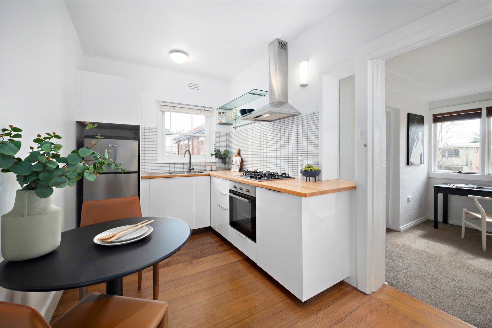 10/229 Brighton Road, Elwood, 3184