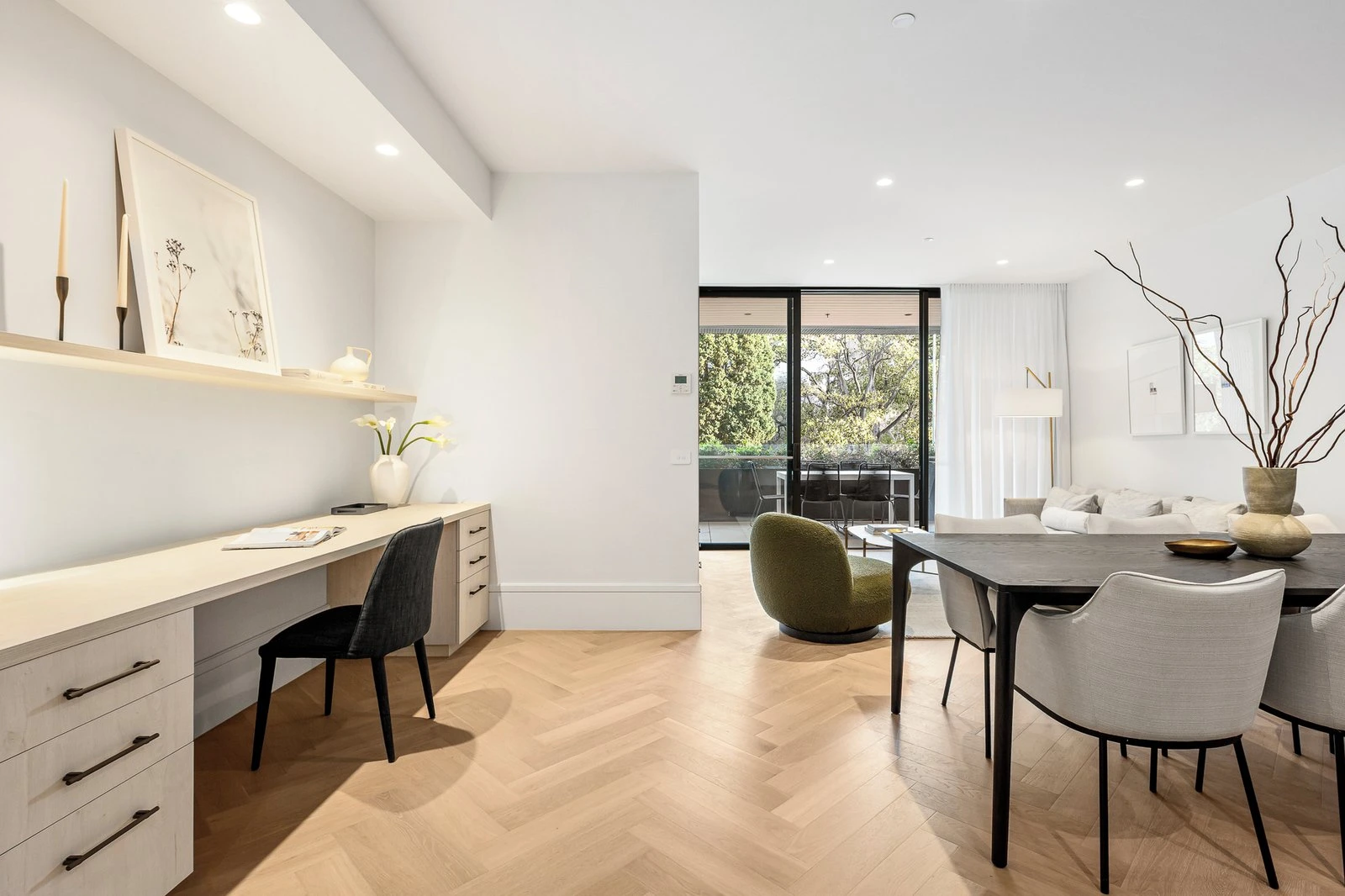 102/380 Albert Street, East Melbourne, 3002