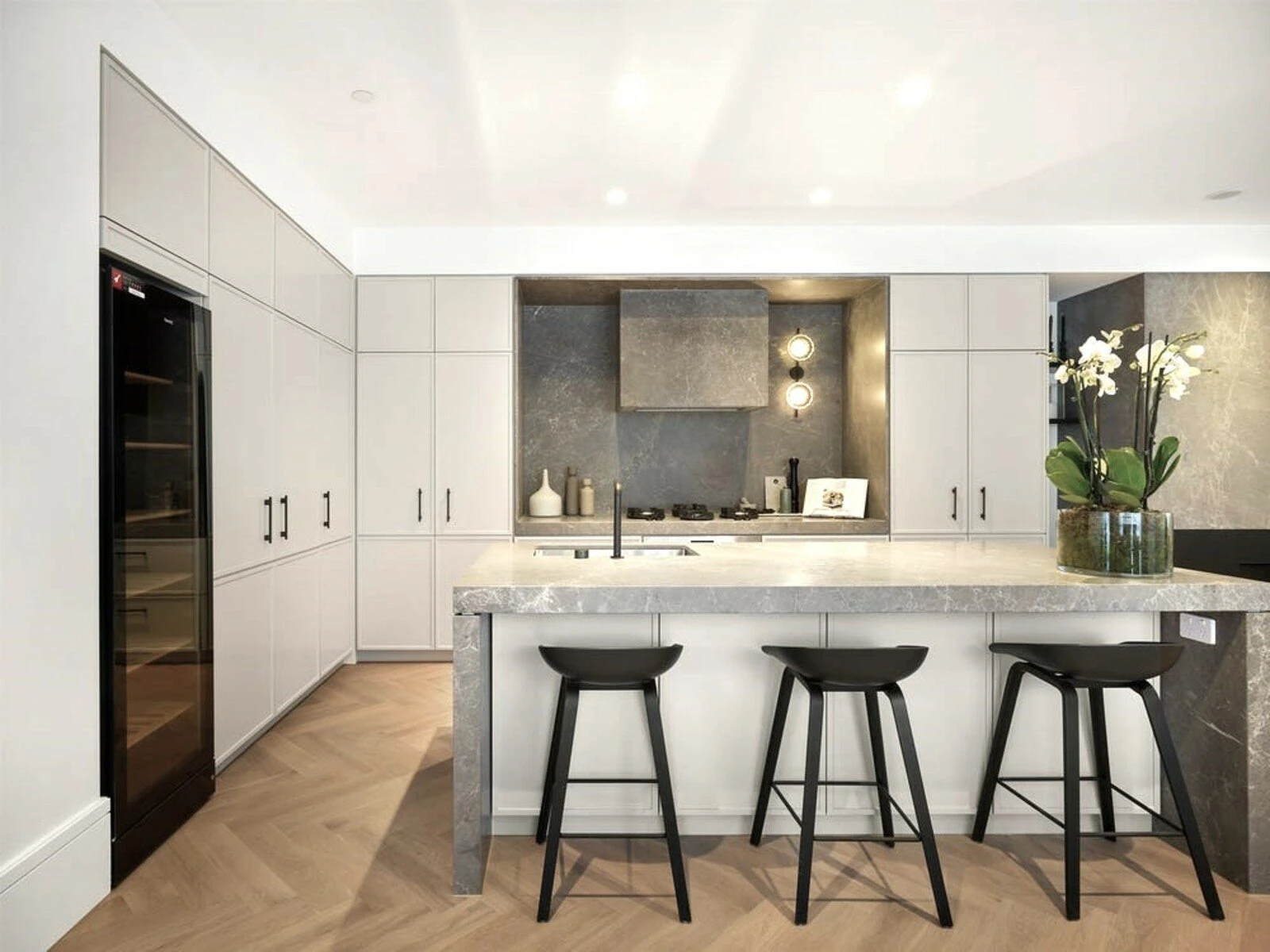 102/380 Albert Street, East Melbourne, 3002