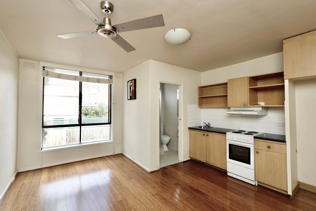 10/38 Charnwood Road, St Kilda, 3182