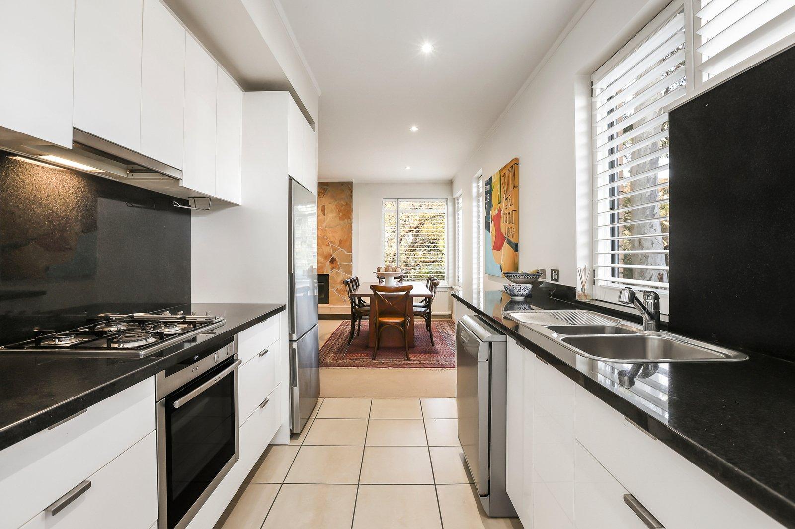 10/3-5 Christine Crescent, Richmond, 3121