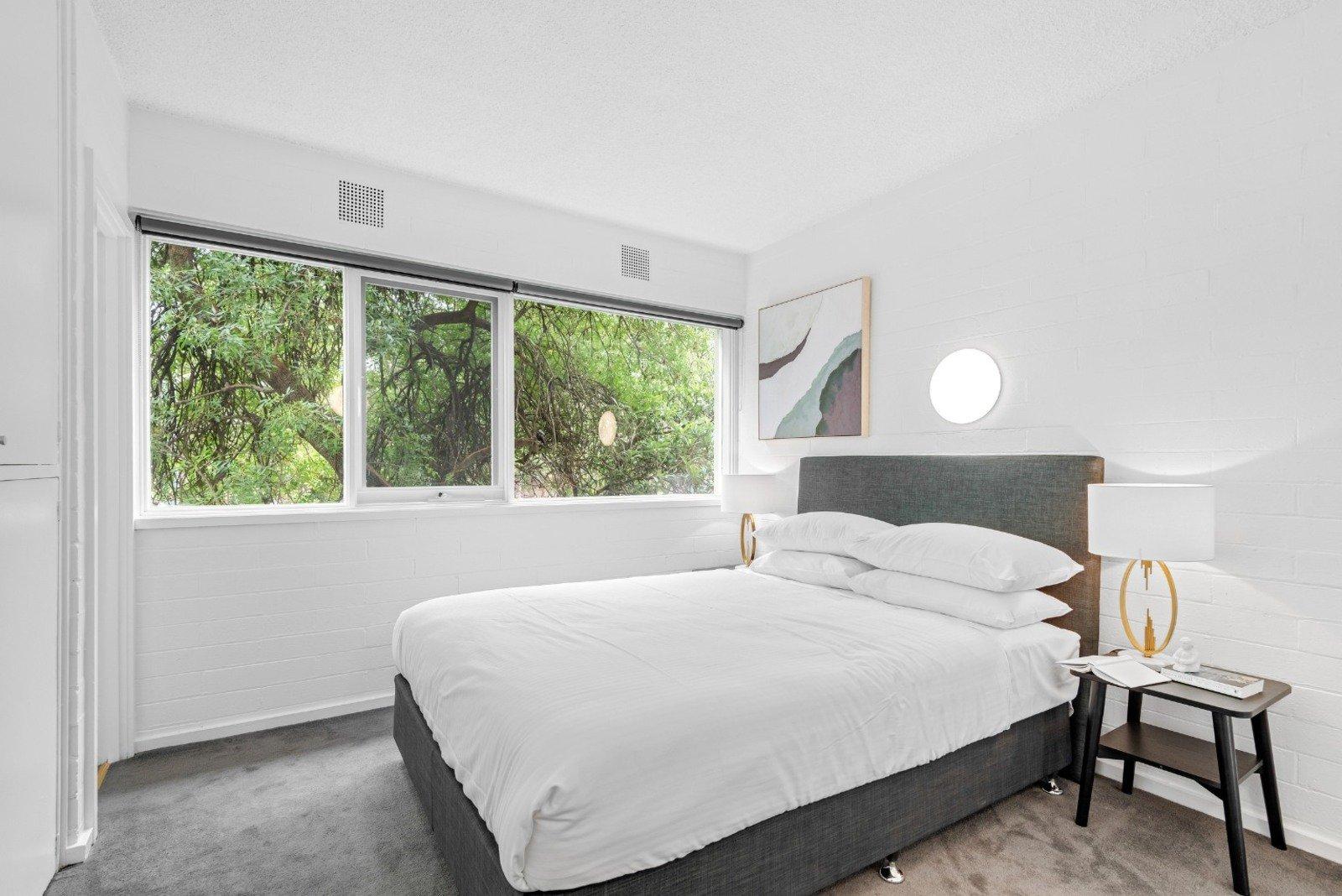 10/44 Gatehouse Street, Parkville, 3052
