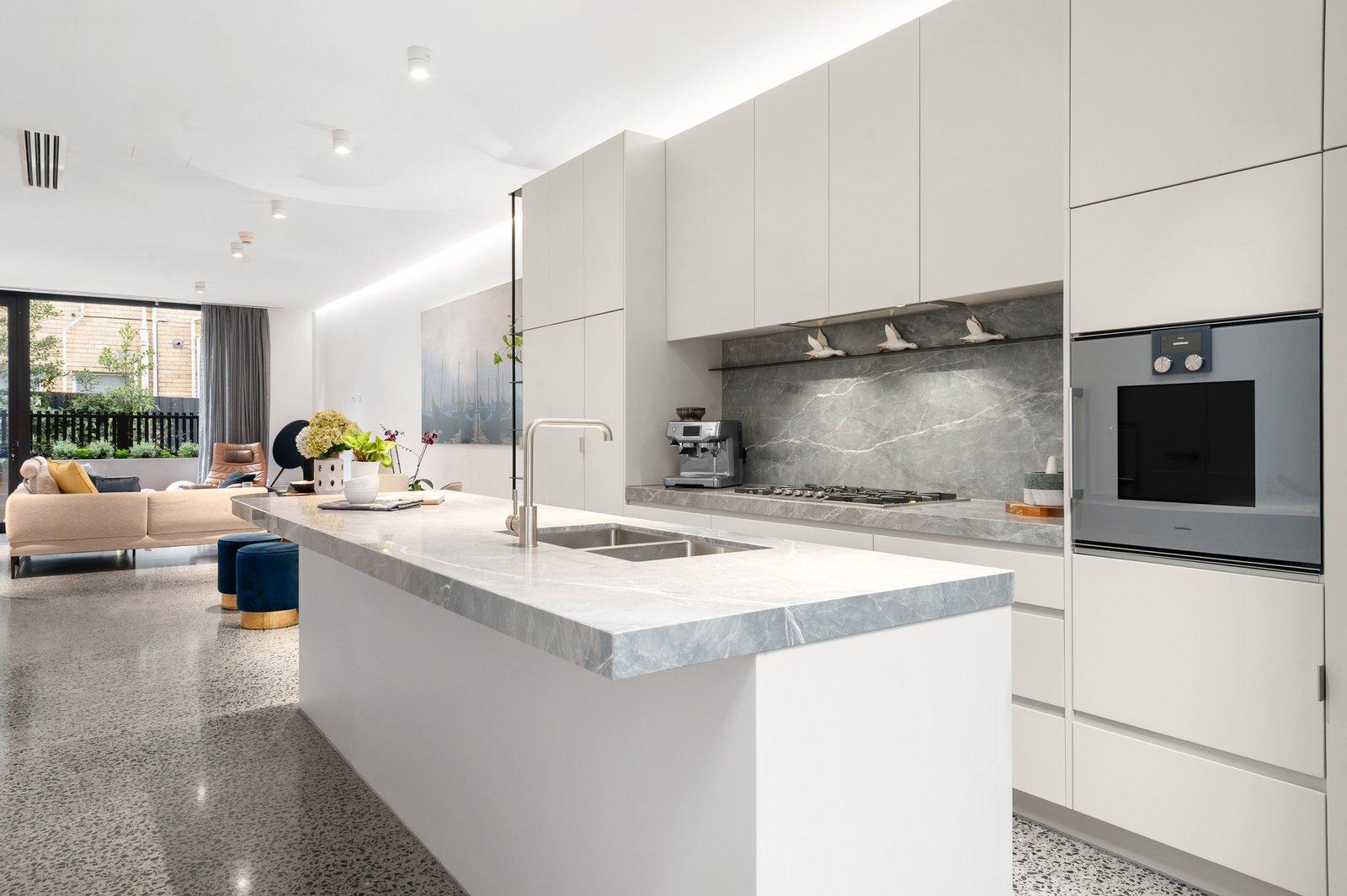 10/573 Glenferrie Road, Hawthorn, 3122