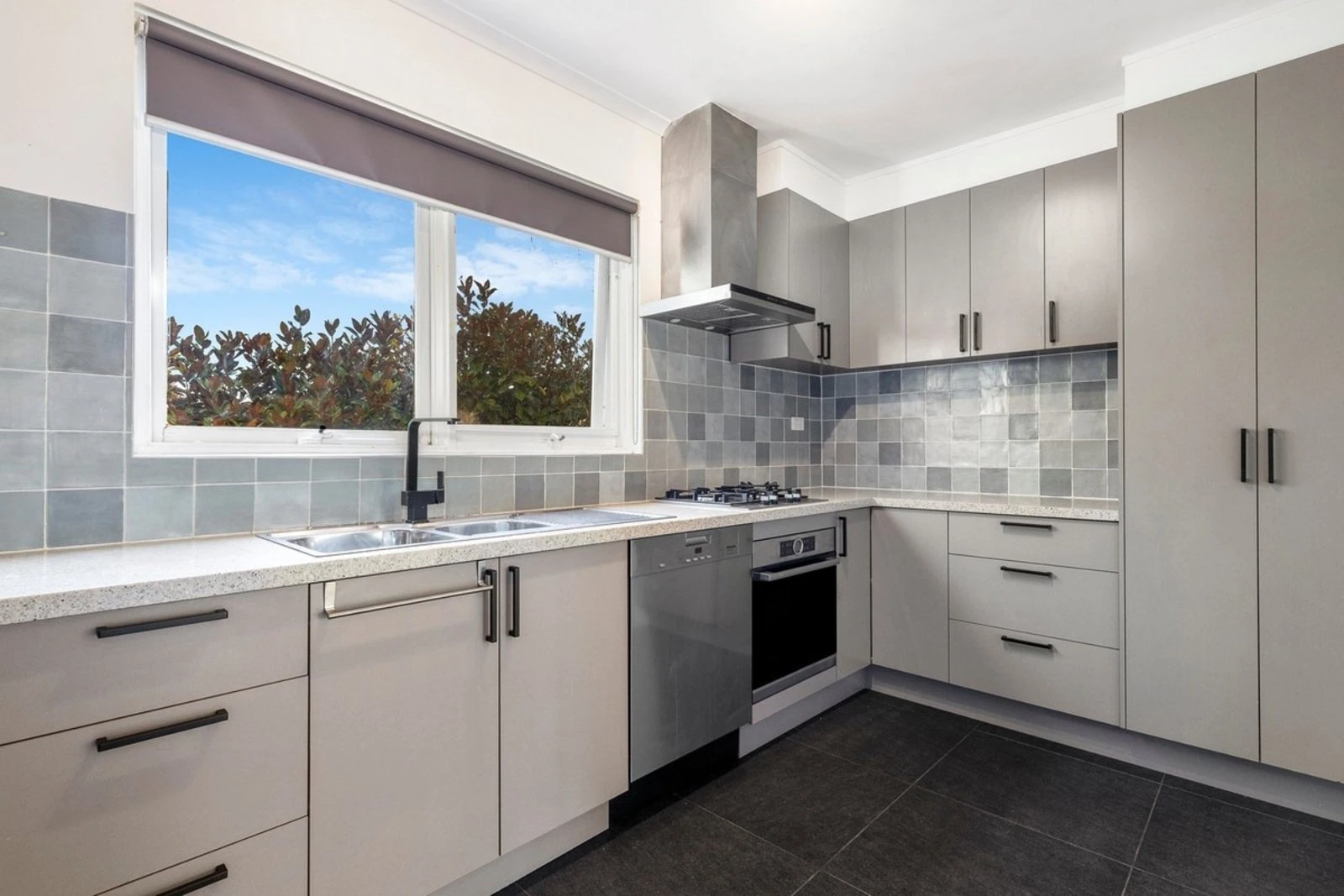 10/9 Barnato Grove, Armadale, 3143