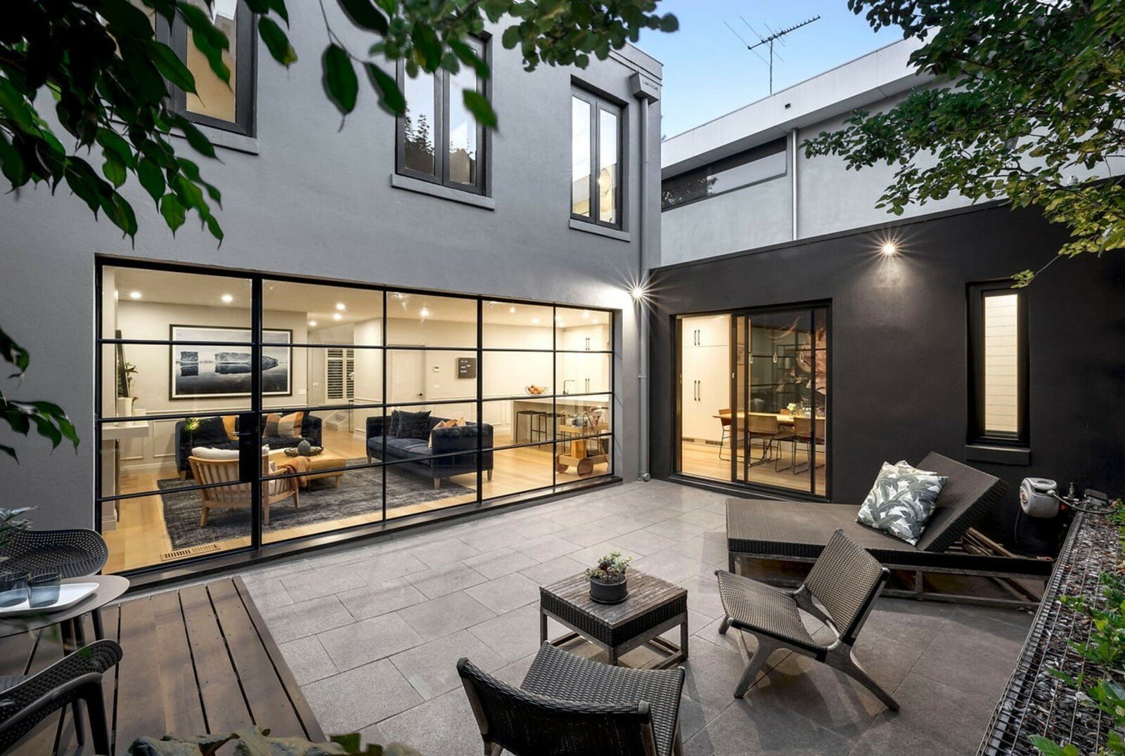 11 Tivoli Road, South Yarra, 3141
