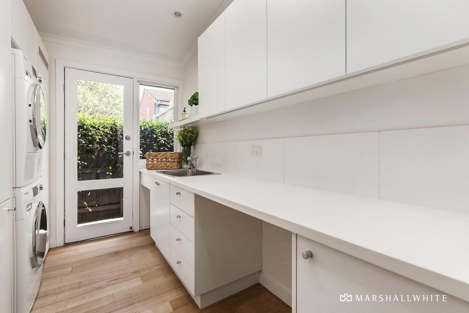 11 Bradford Avenue, Kew, 3101