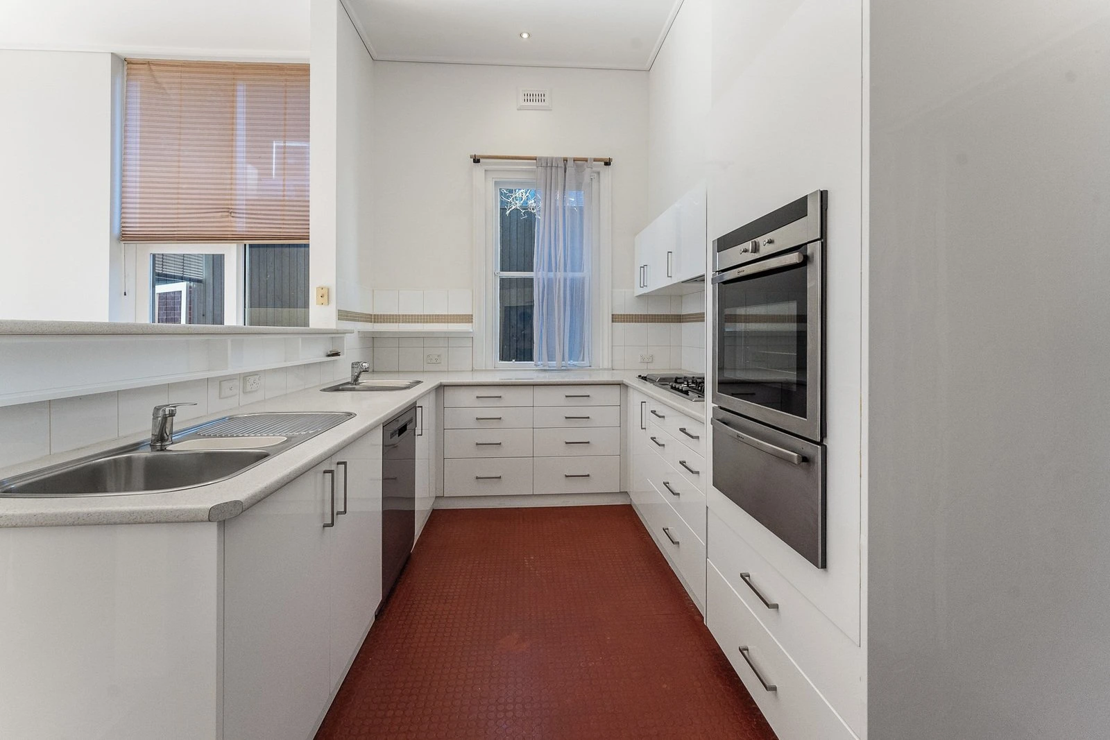 11 Closeburn Avenue, Prahran, 3181