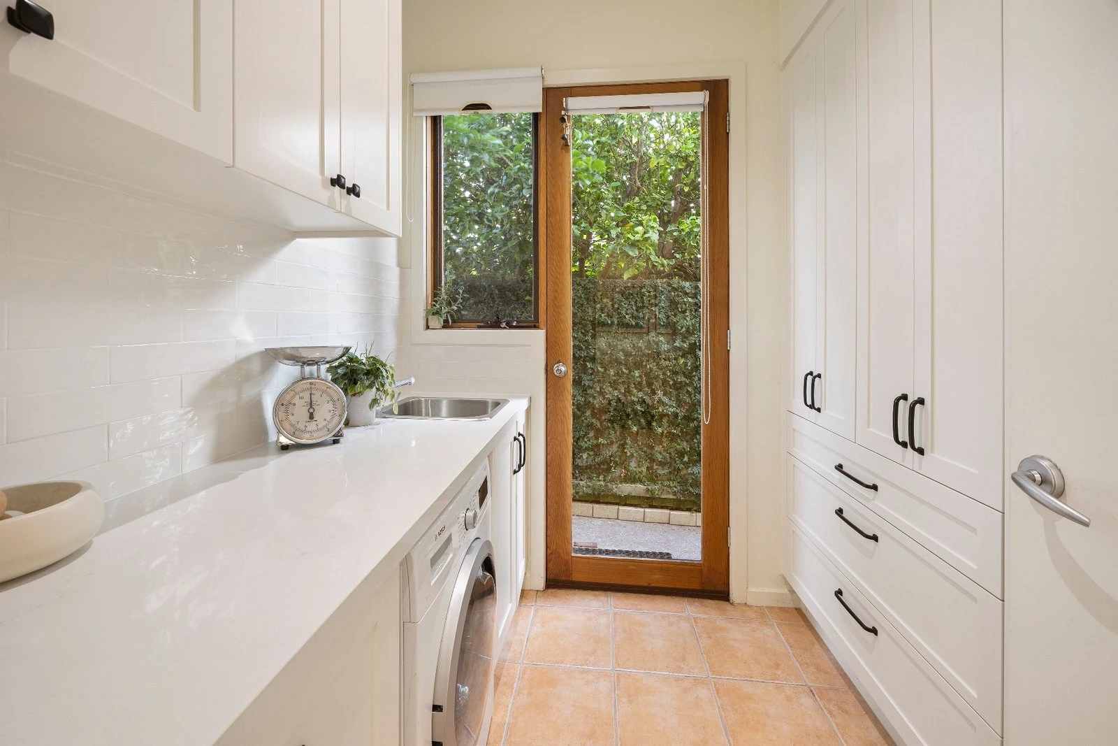 11 Dalsten Grove, Mount Eliza, 3930