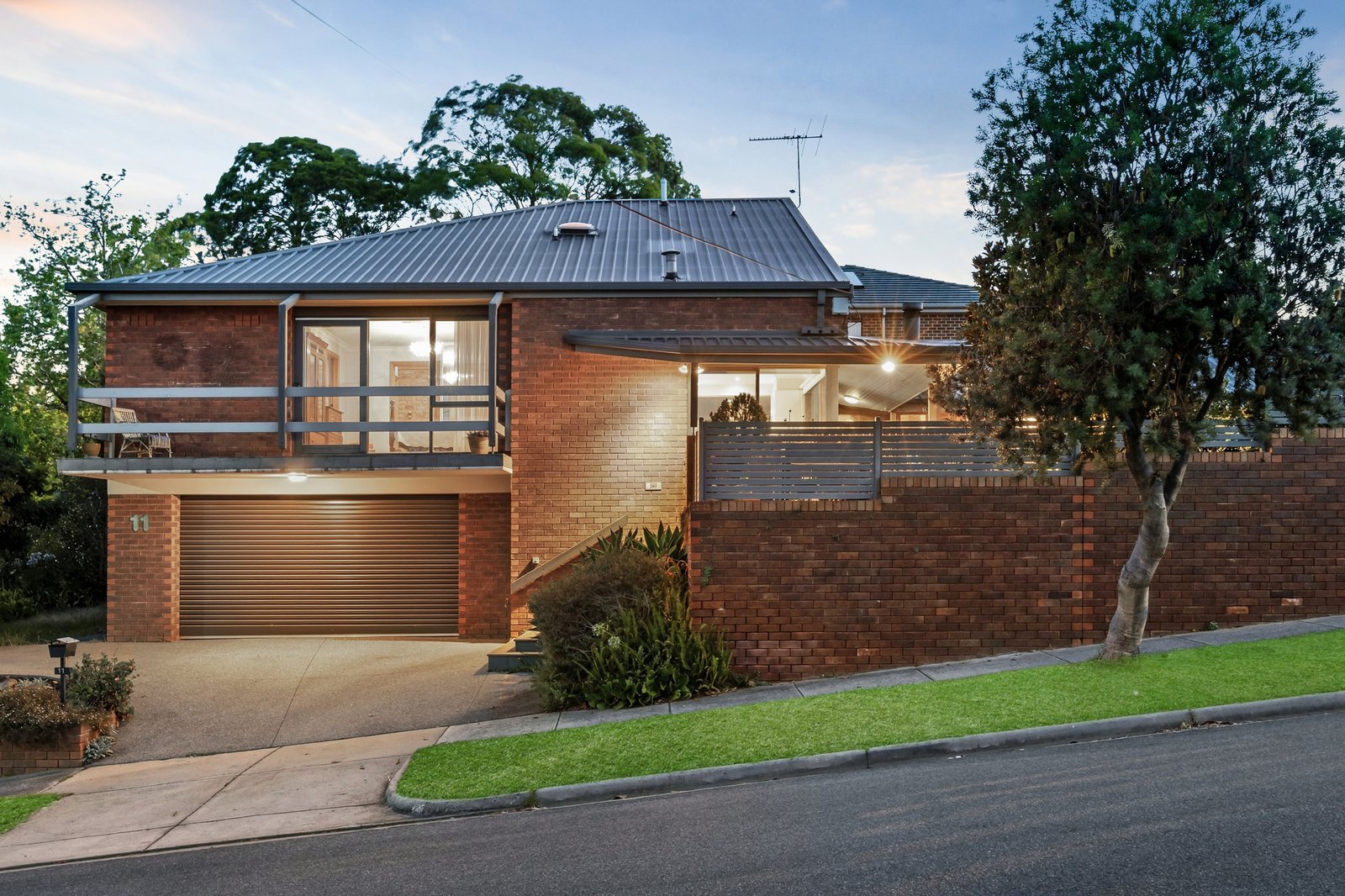 11 Milne Road, Mont Albert North, 3129