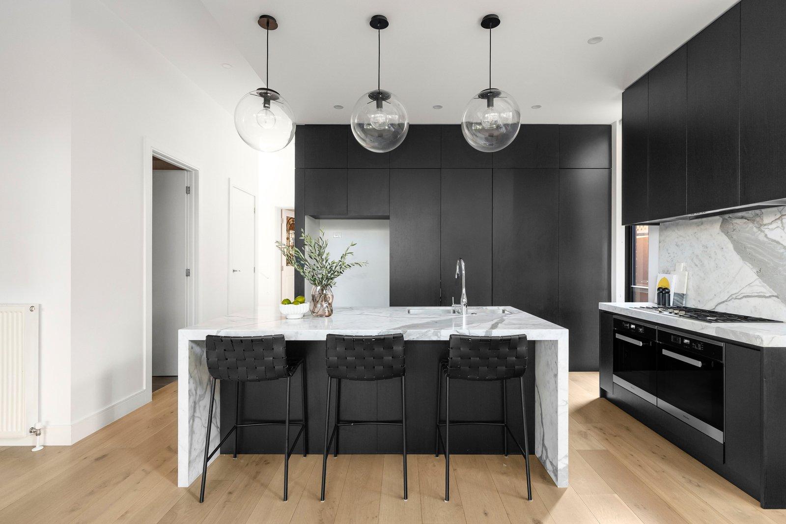 11 Salisbury Grove, Hawthorn, 3122