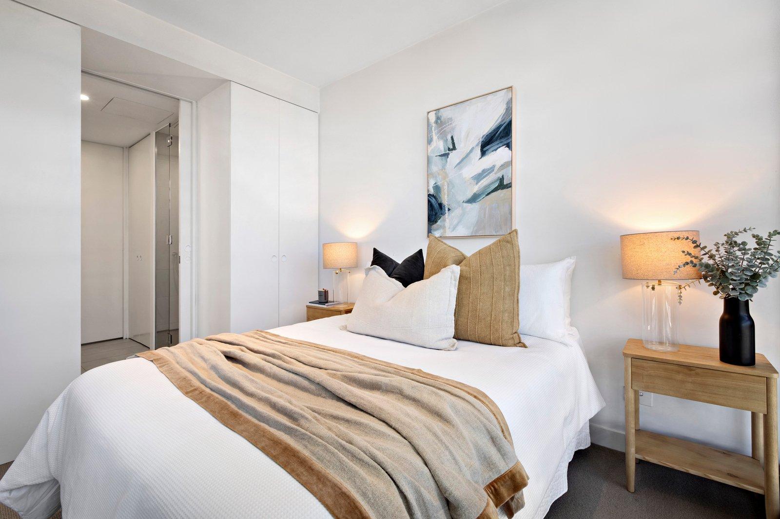 1108/74 Queens Road, Melbourne, 3004