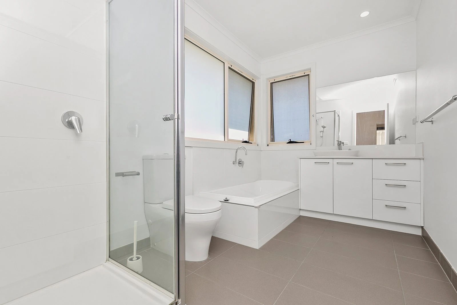 1/10 Central Avenue, Burwood, 3125