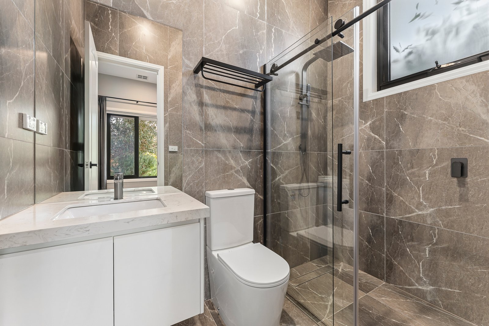 1/11 Illawarra Road, Balwyn North, Vic