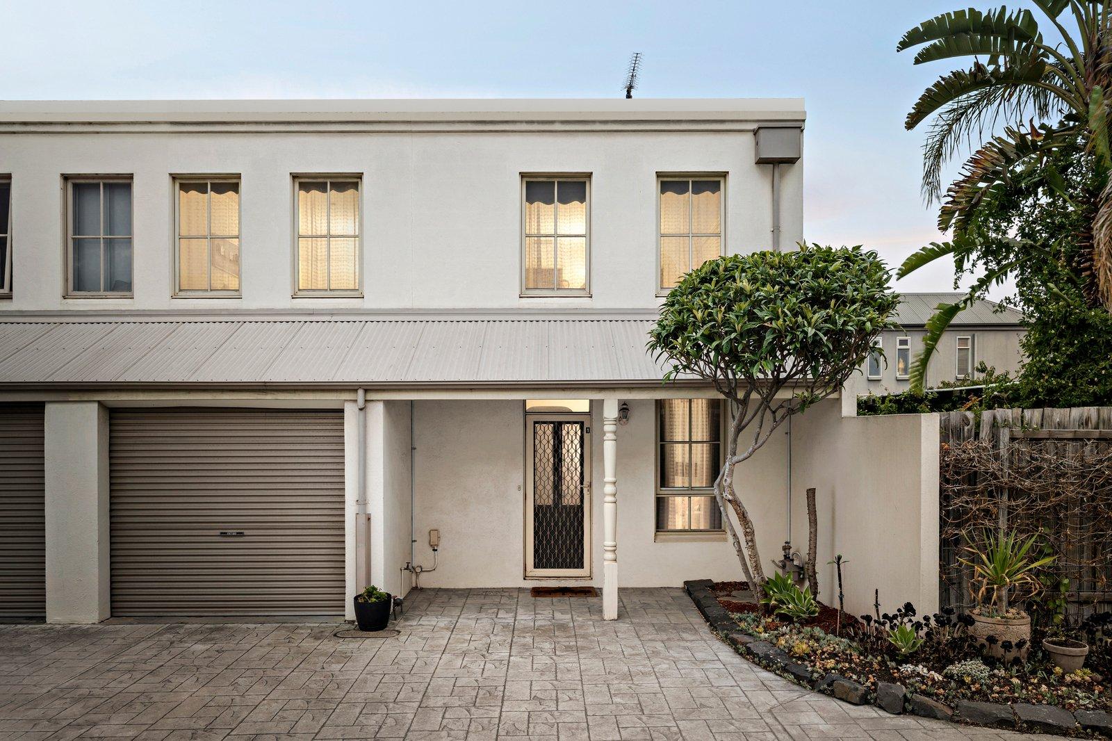 1/12 Barlow Street, Port Melbourne, 3207