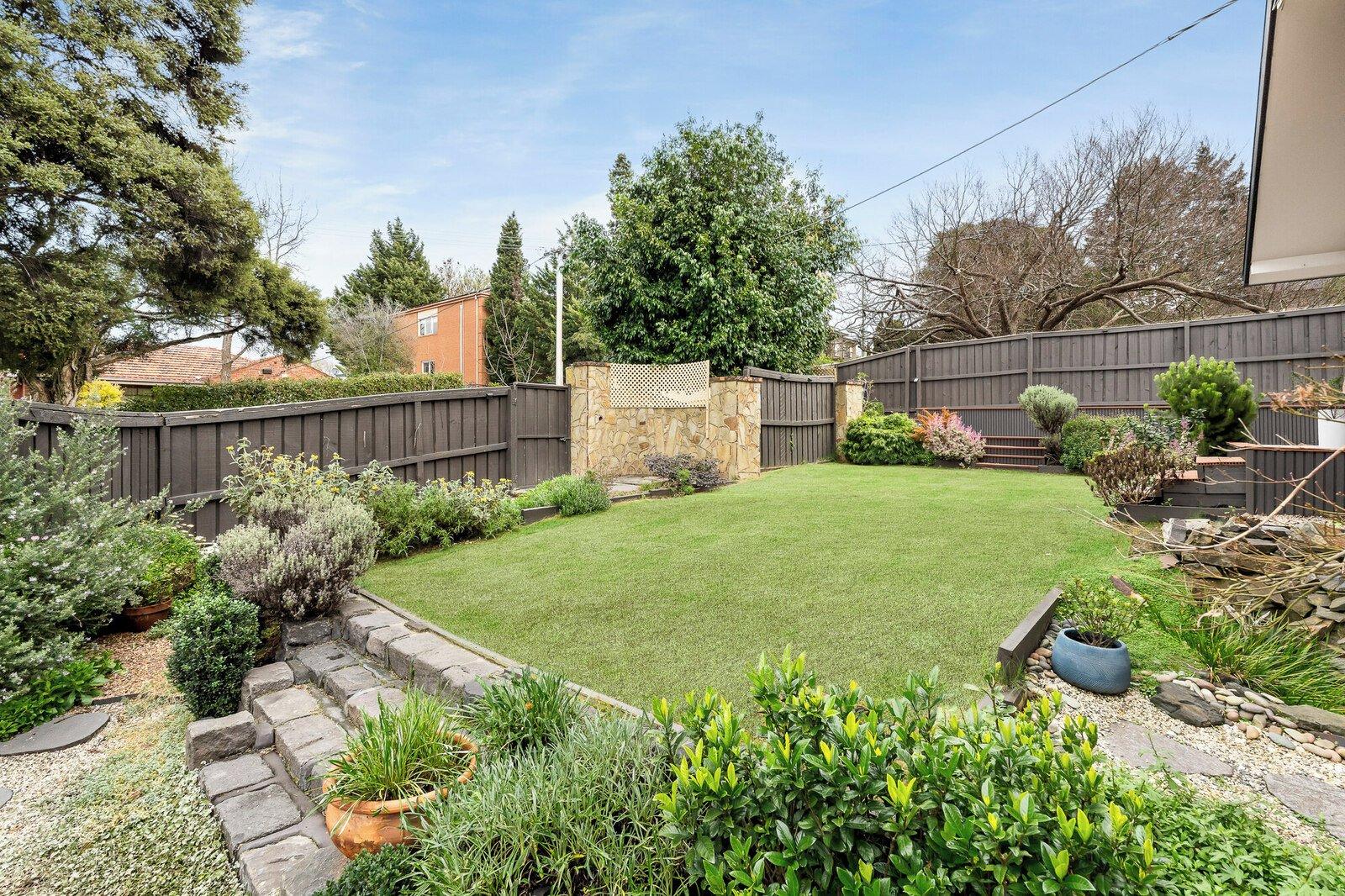 1/13-15 Lemon Road, Balwyn North, 3104