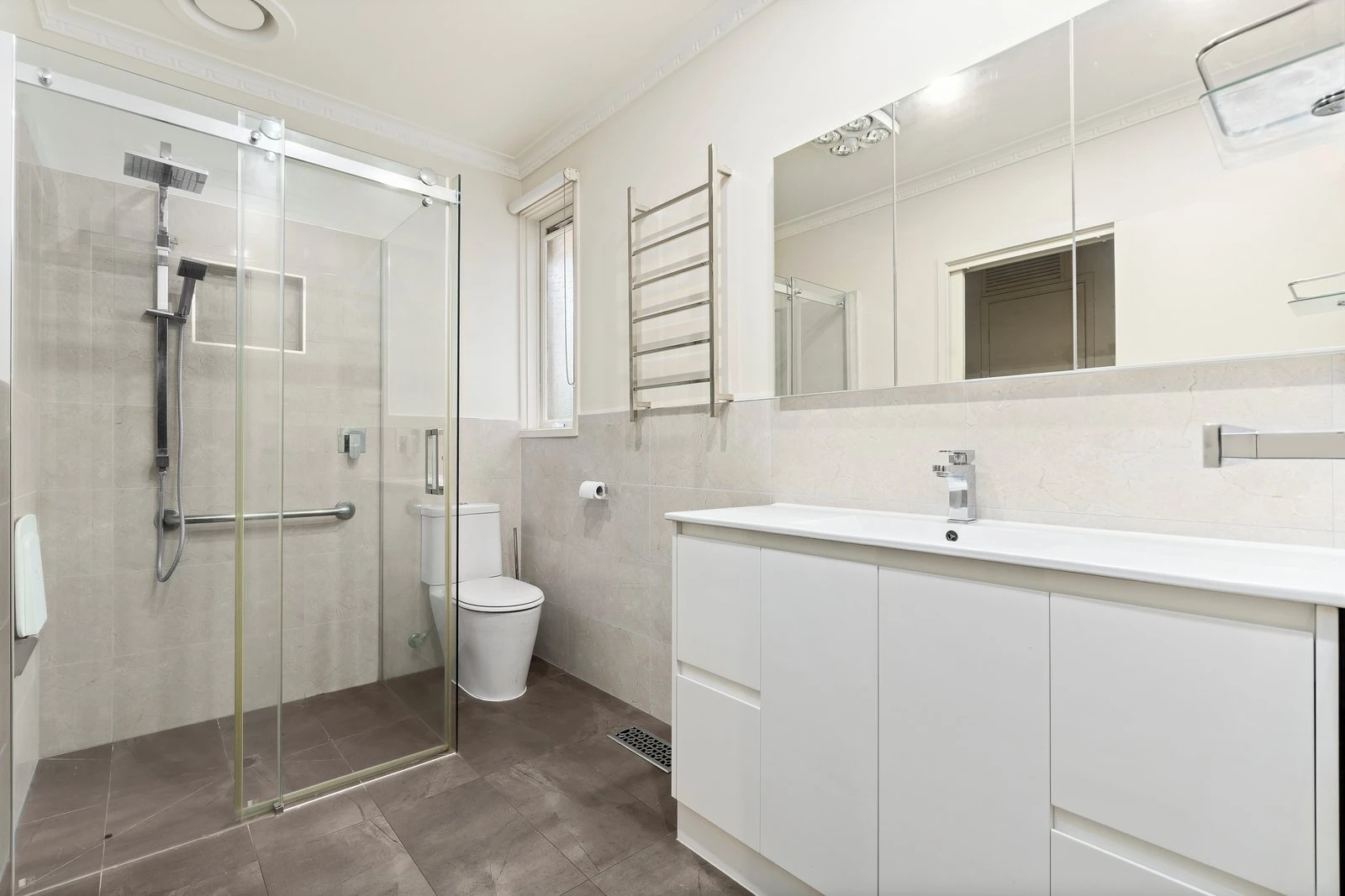 1/163 Prospect Hill Road, Canterbury, 3126