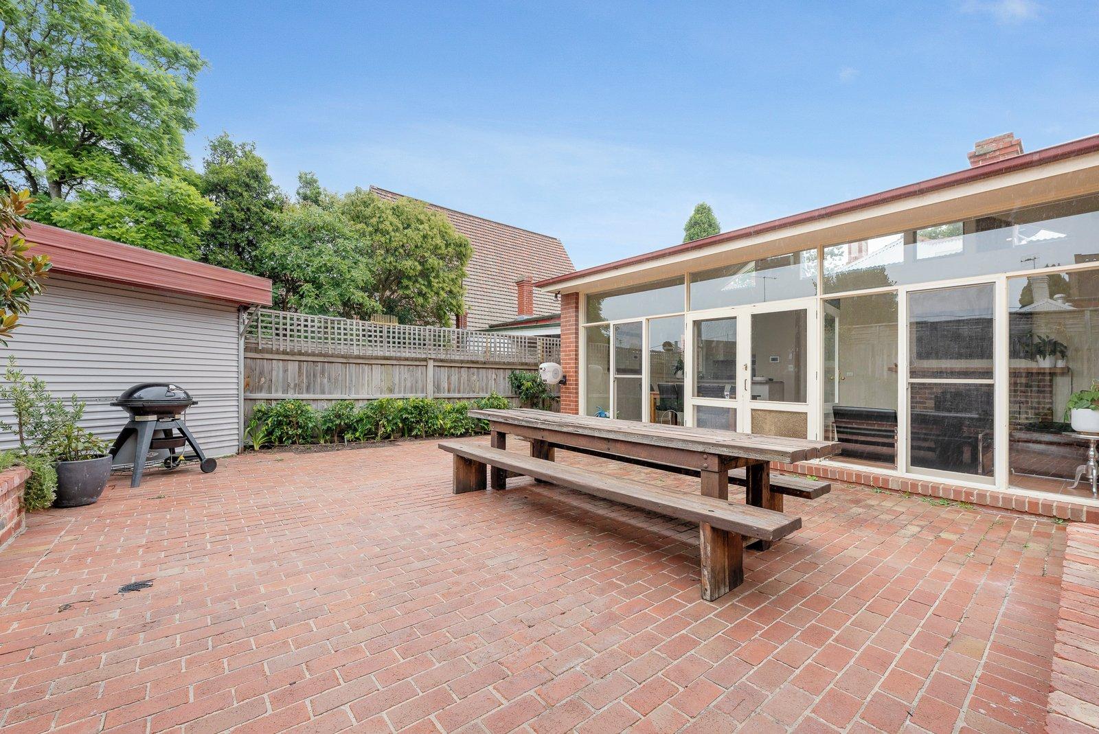 12 Wynnstay Road, Prahran, 3181