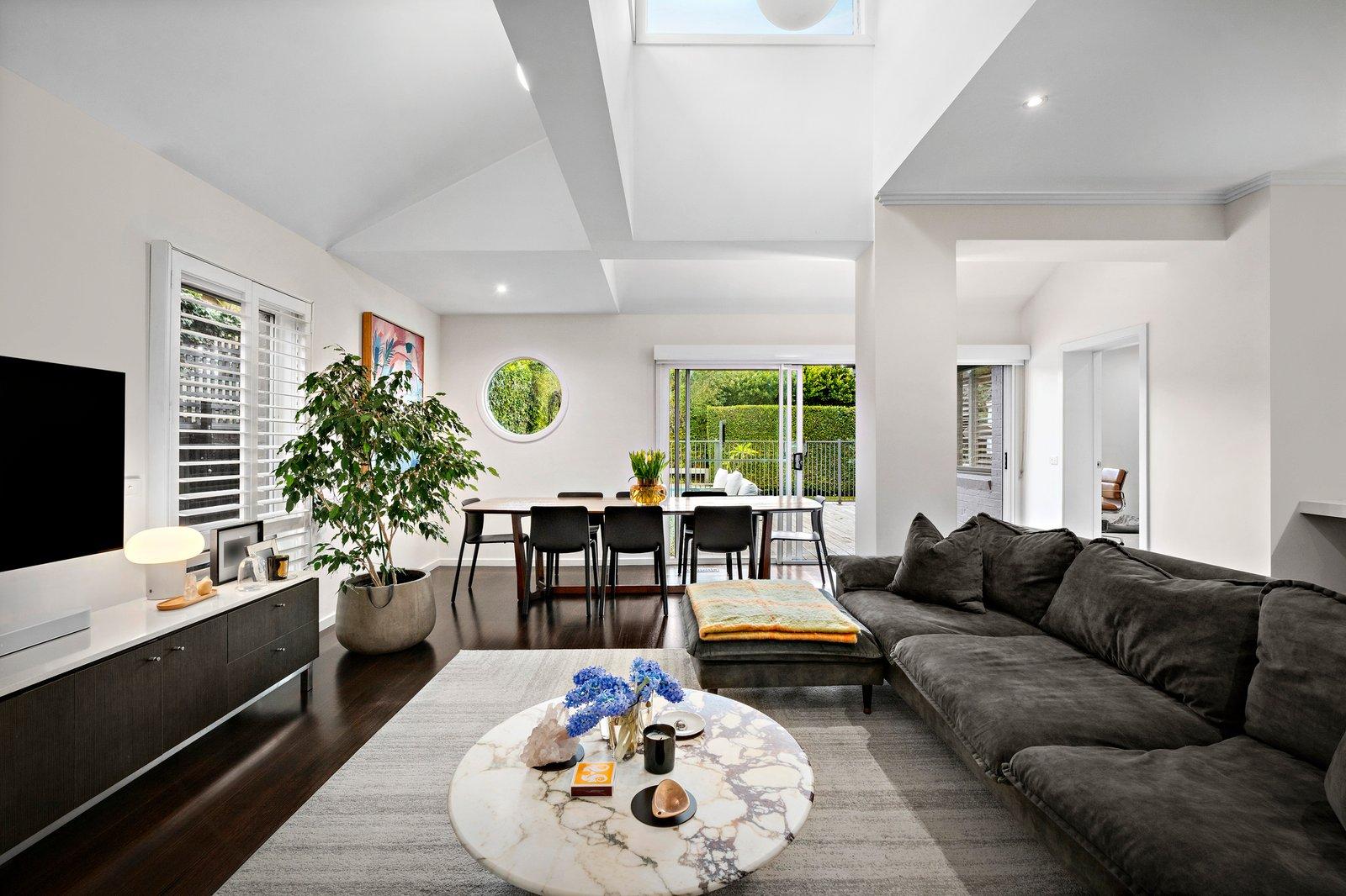 12 Canberra Grove, Brighton East, 3187
