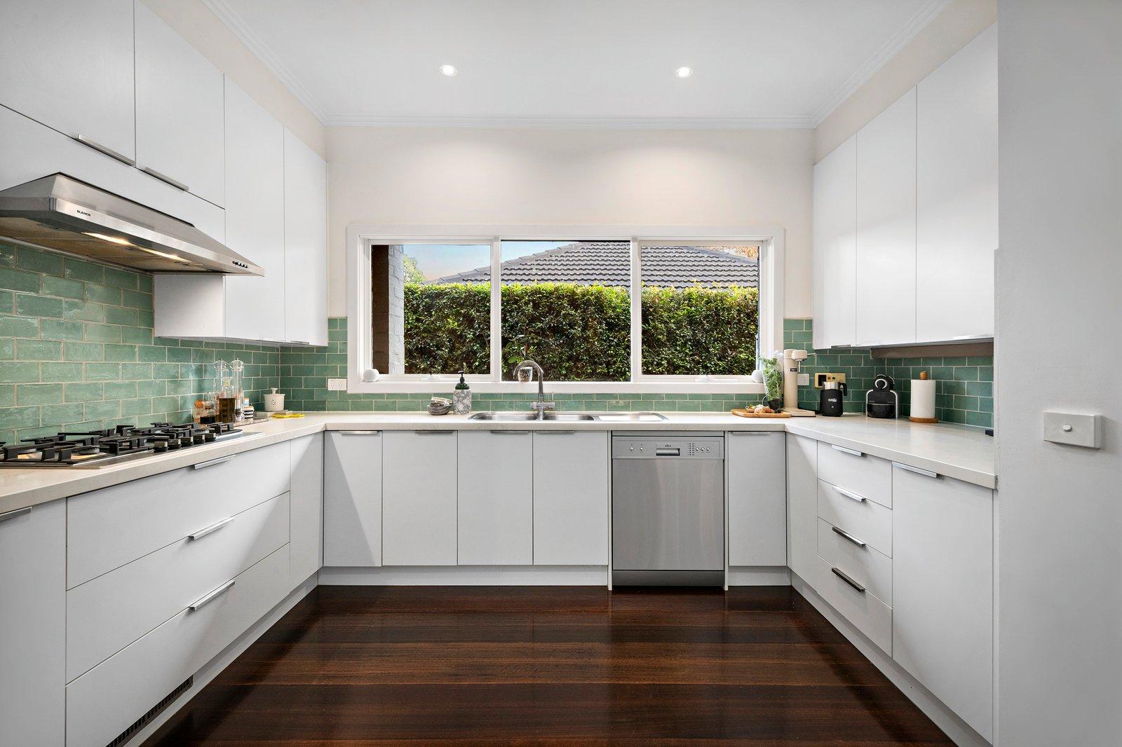 12 Canberra Grove, Brighton East, 3187