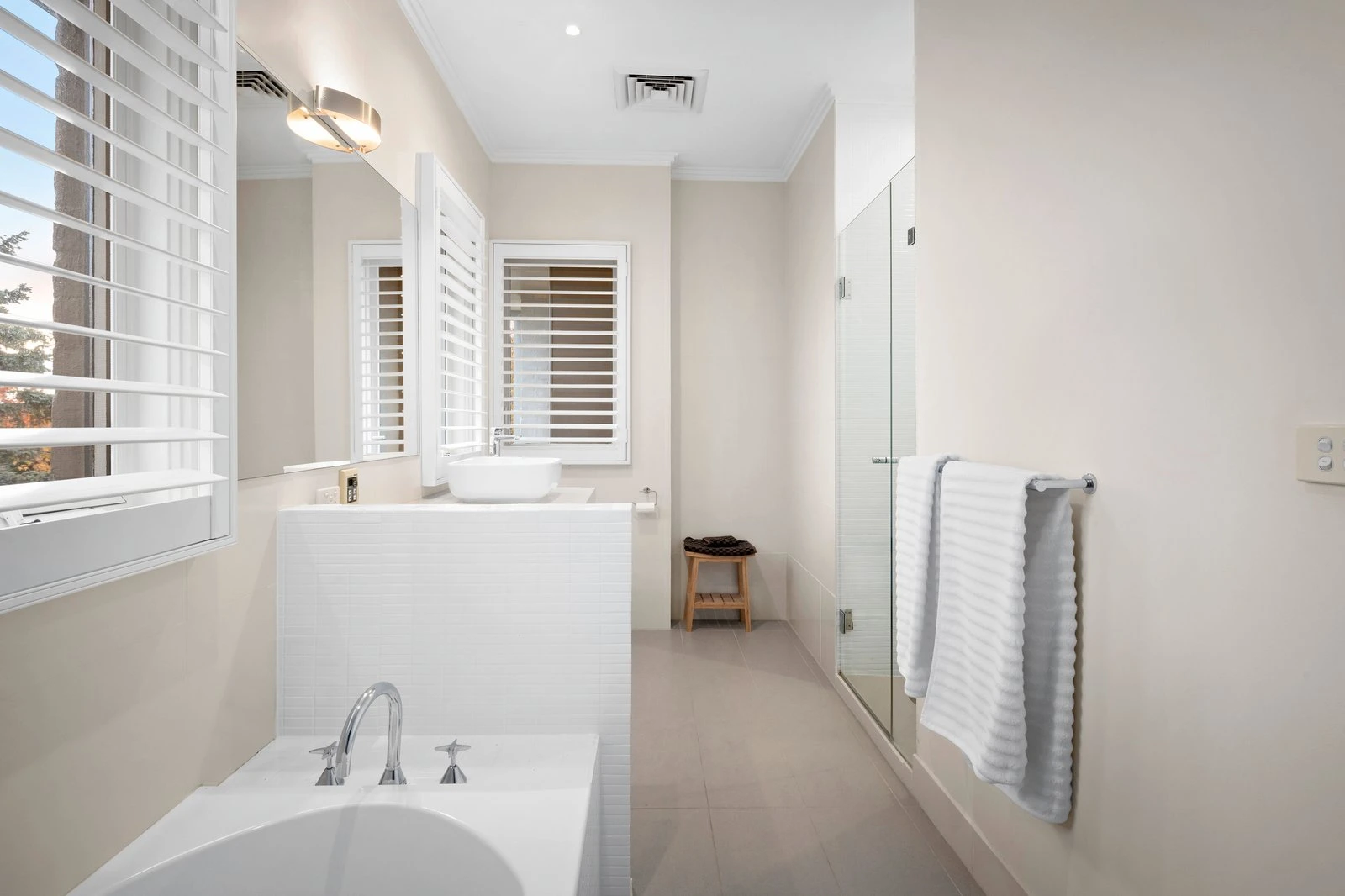 12 Canberra Grove, Brighton East, 3187
