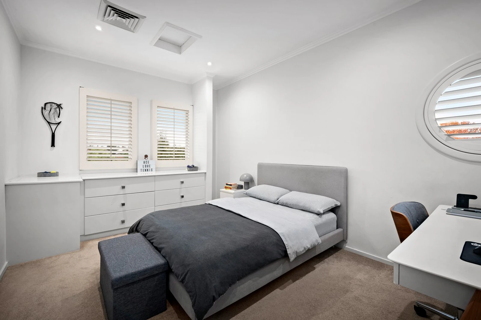12 Canberra Grove, Brighton East, 3187