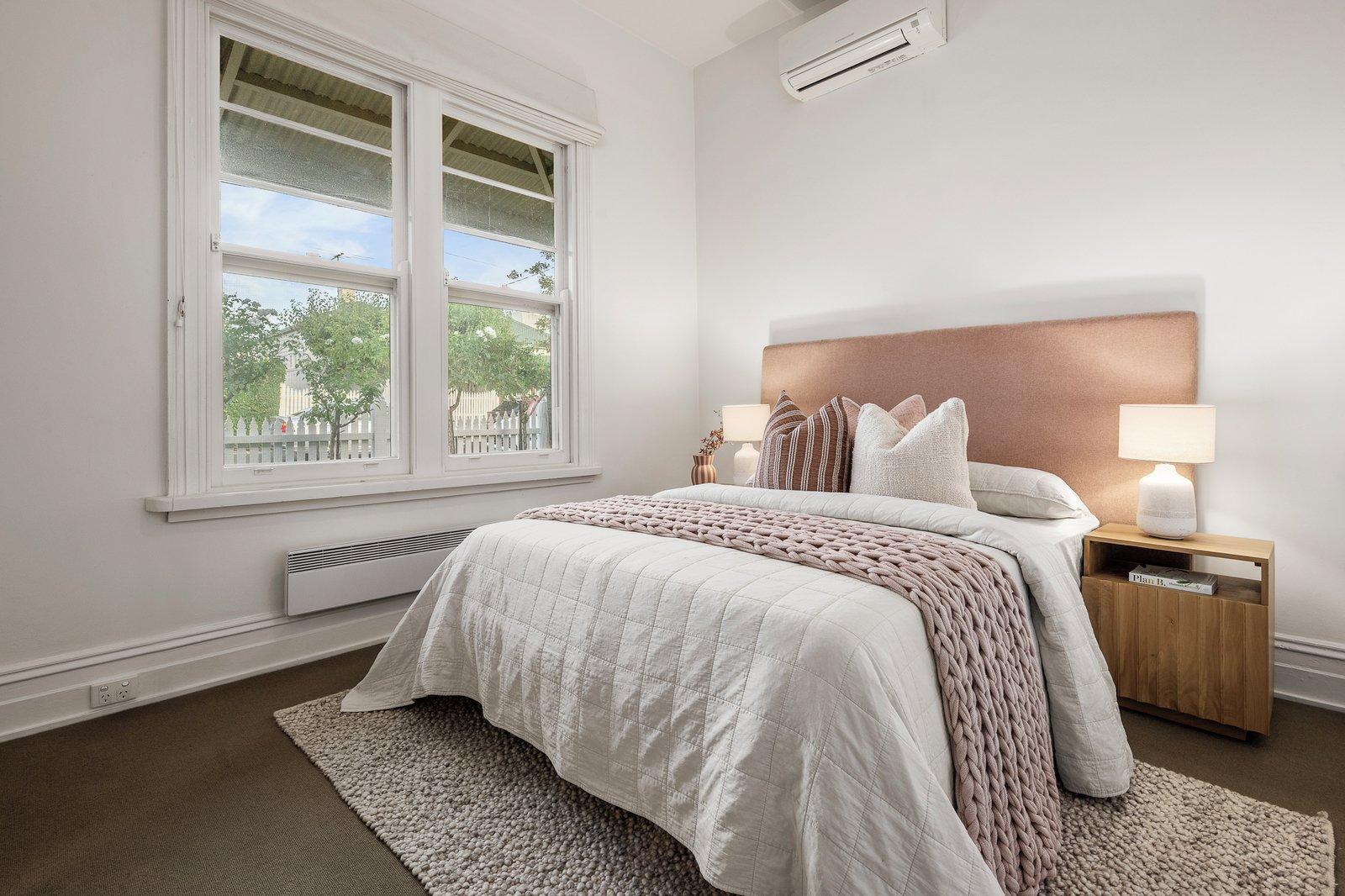 12 Colvin Grove, Hawthorn, 3122