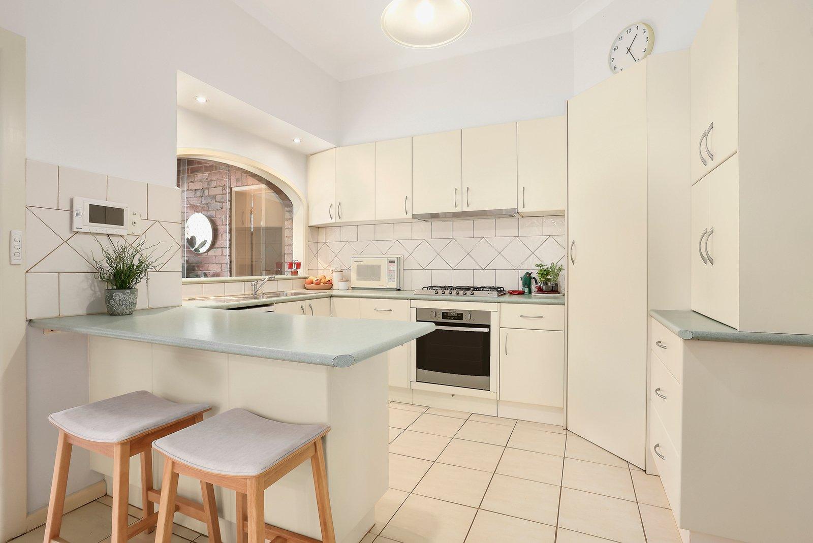 12 Kyora Parade, Balwyn North, 3104